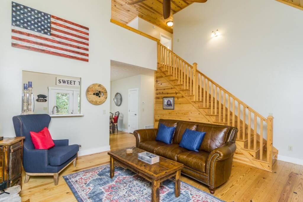 Deerfield Cabin Βίλα Dahlonega Εξωτερικό φωτογραφία